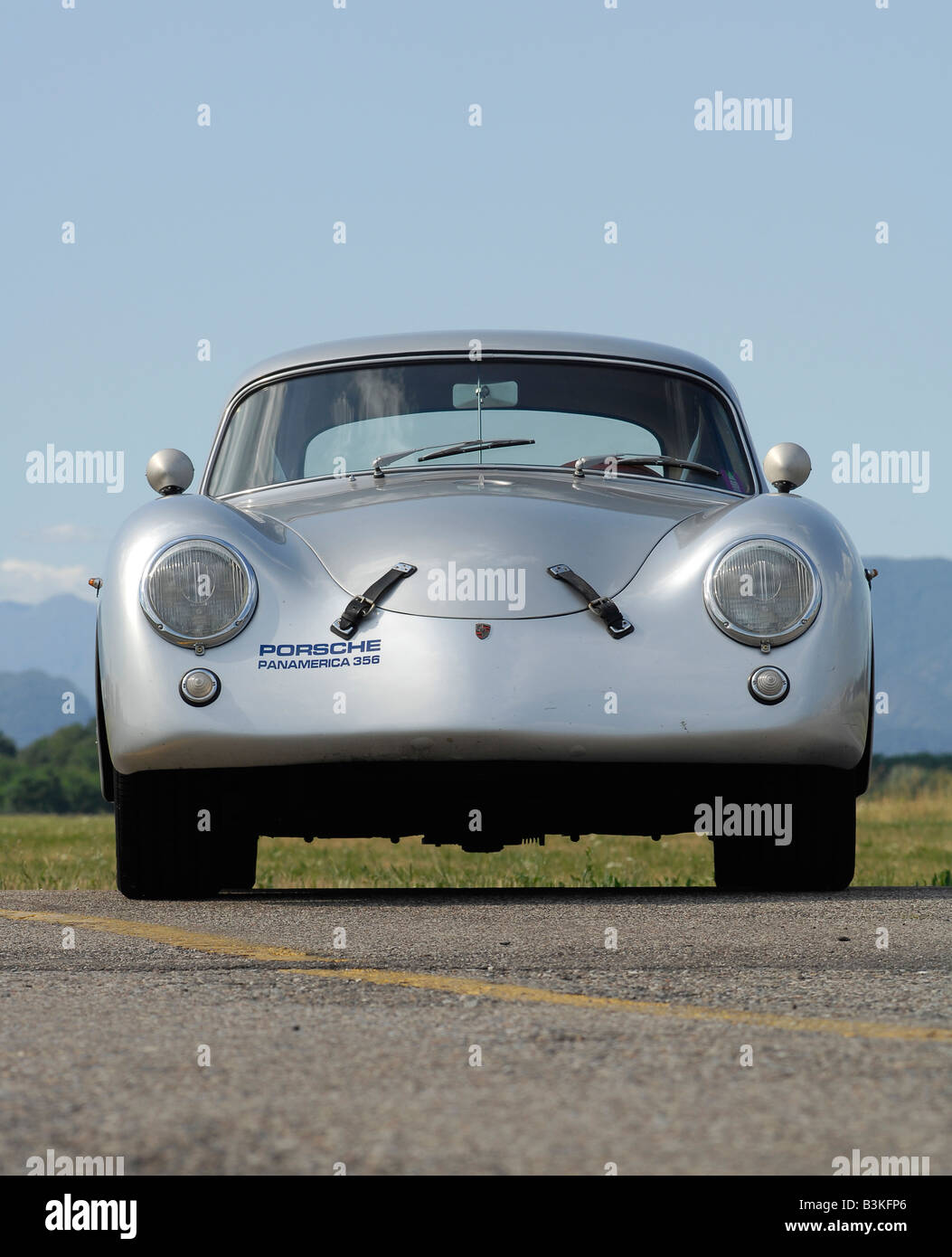 Porsche 356 carrera hi-res stock photography and images - Alamy