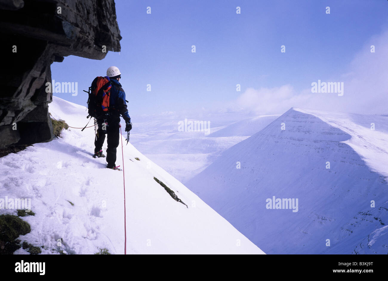 Winter Mountaineering On Pen Y Fan In The Brecon Beacons Of South Wales Stock Photo Alamy