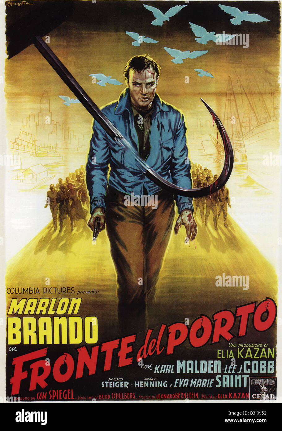 ON THE WATERFONT  Italian poster for  1954 Columbia film with Marlon Brando Stock Photo