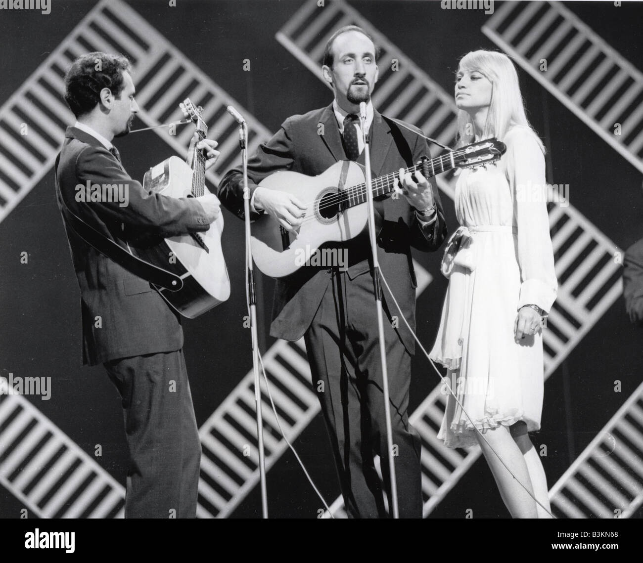 PETER PAUL AND MARY US folk group in 1944.. Photo: Tony Gale Stock Photo