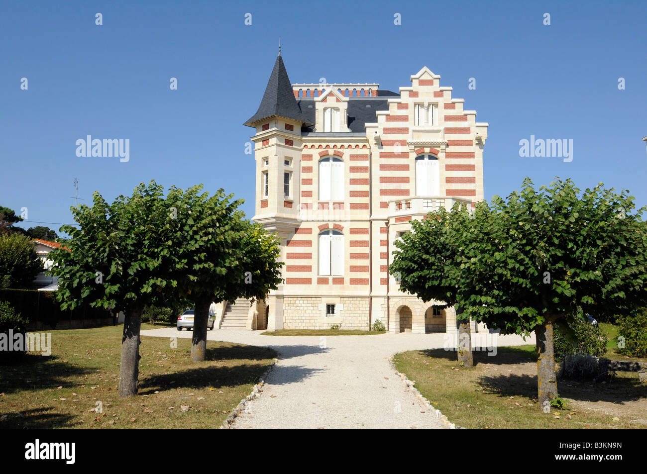 Belle epoque style architecture hires stock photography and images Alamy