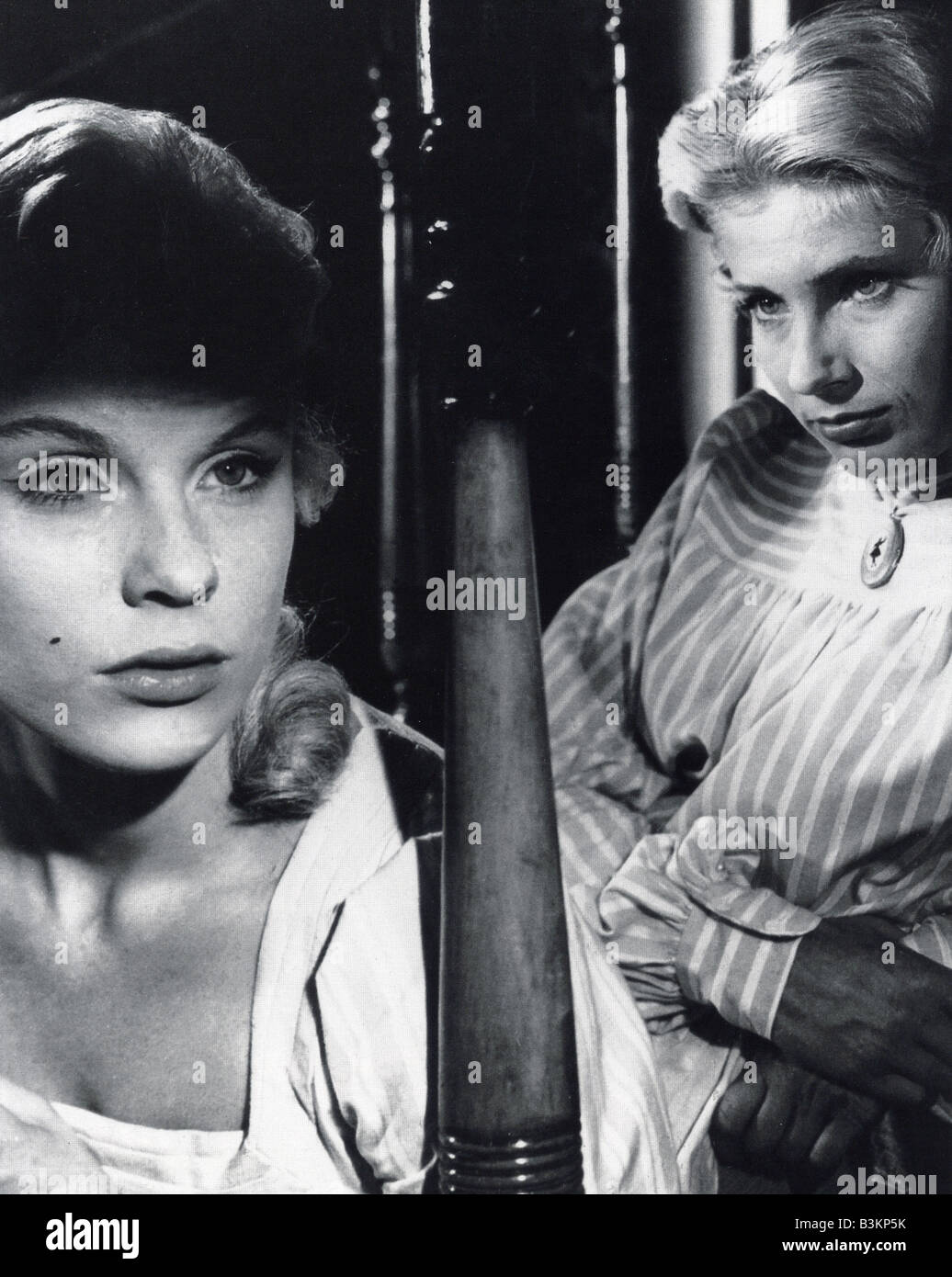 WILD STRAWBERRIES  1957 Svensk Filmindustri film with Ingrid Thulin at right and Bibi Andersson, directed by Ingmar Bergman Stock Photo