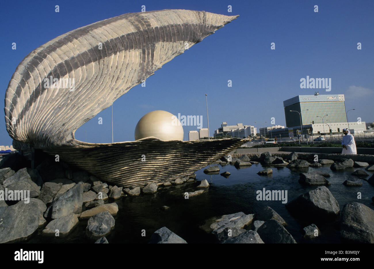 Pearl monument in doha hi-res stock photography and images - Alamy