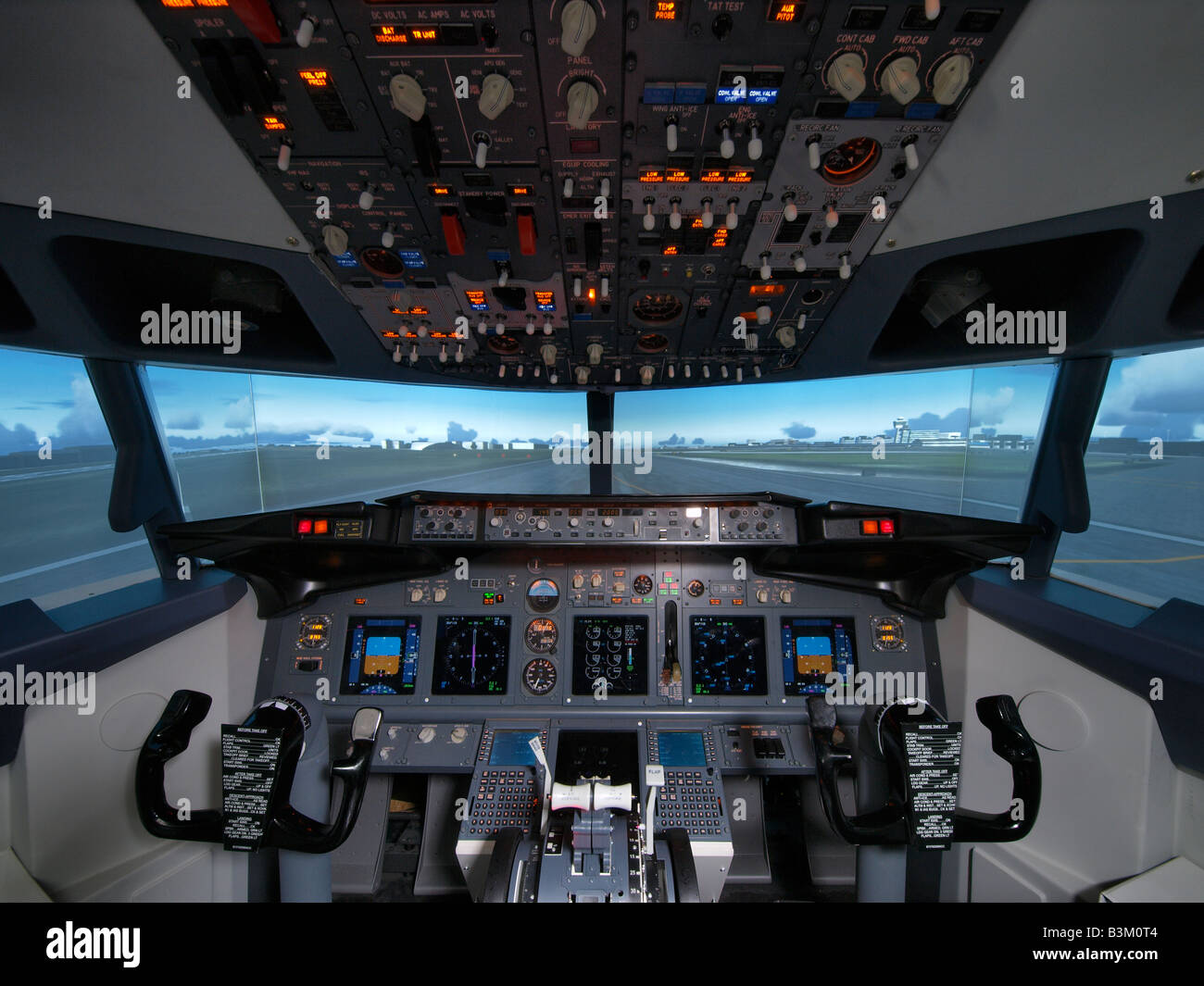 Pilot Flight Deck Aircraft Simulator Hud Stock Photo - Download