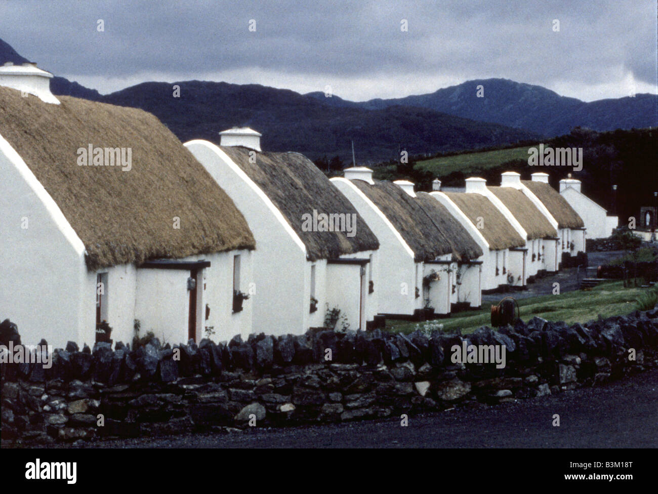 IRELAND Cottages in County Wickford Stock Photo