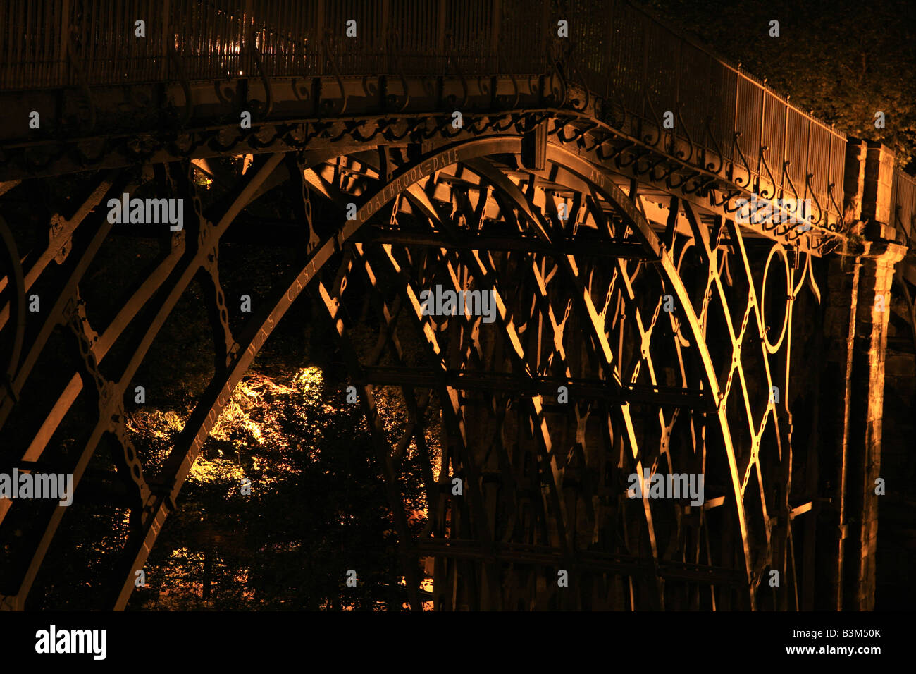 Cast iron bridge ironbridge in hi-res stock photography and images - Alamy