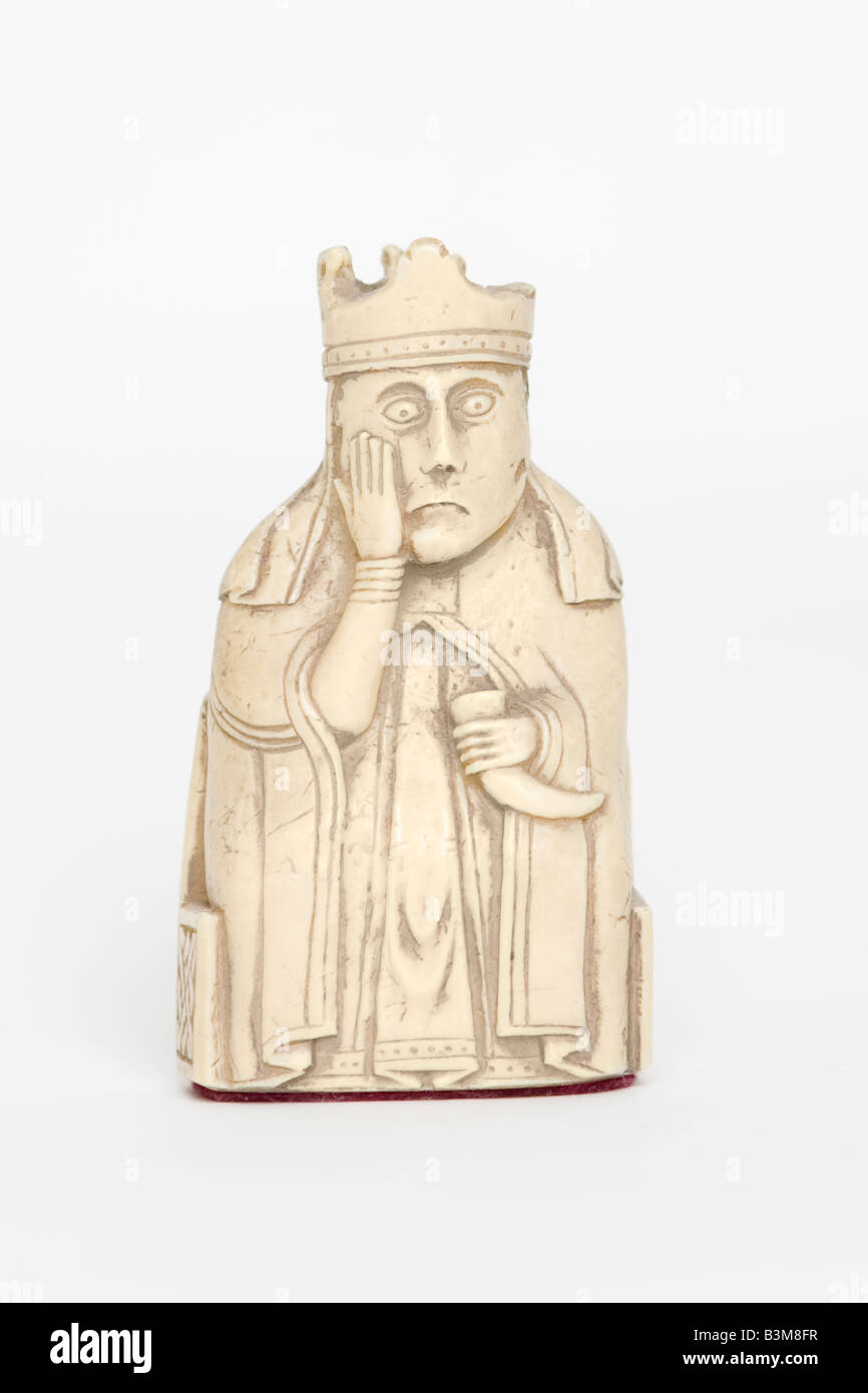 Queen Individual Chessmen Miniature 'Isle of Lewis' Resin Chess 