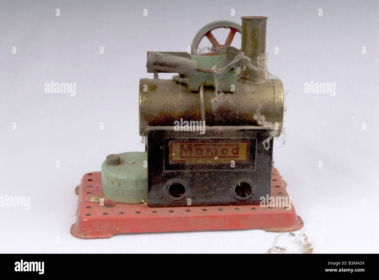 Toy steam engine hi-res stock photography and images - Alamy