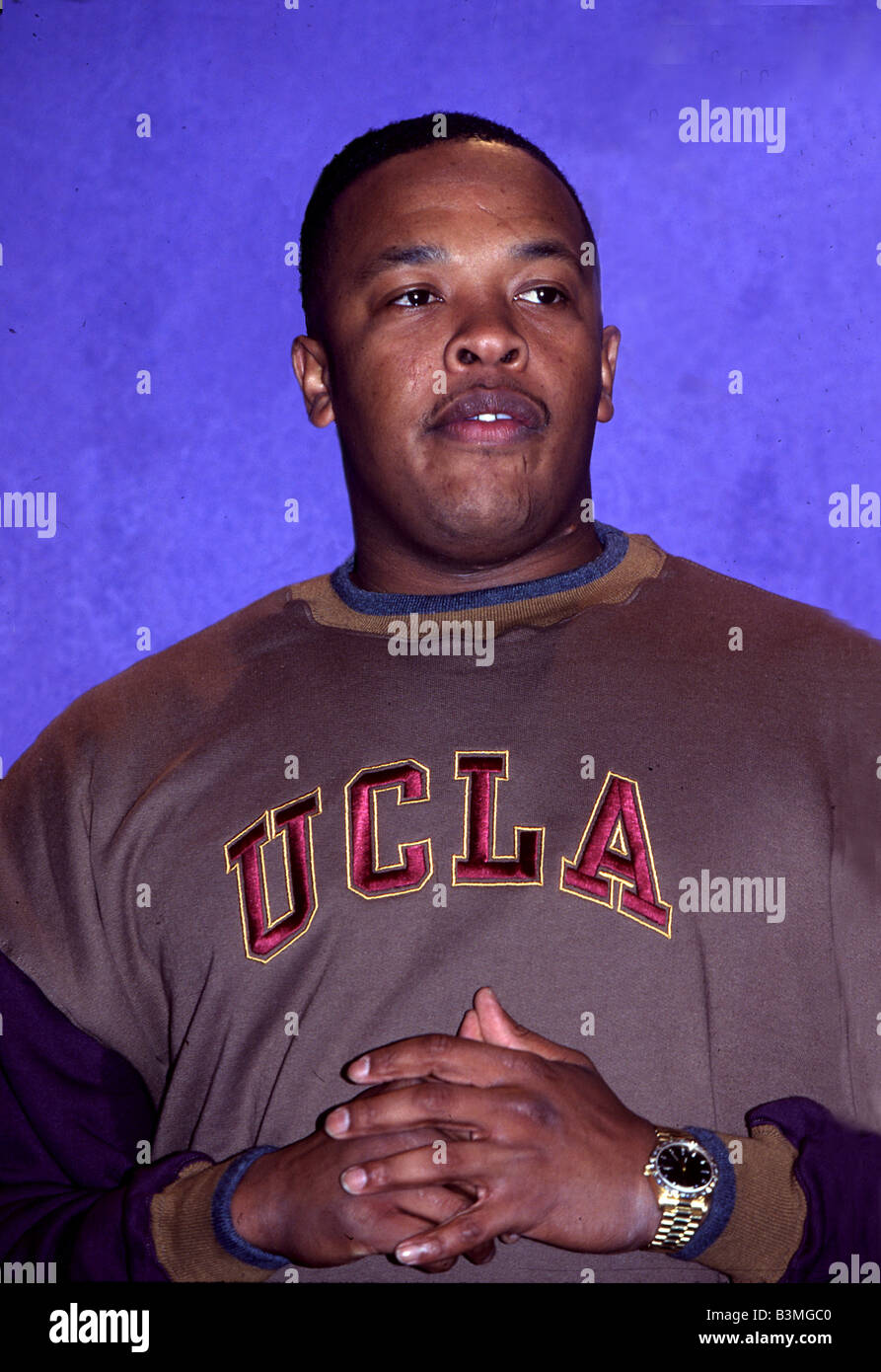 Dr dre hi-res stock photography and images - Alamy