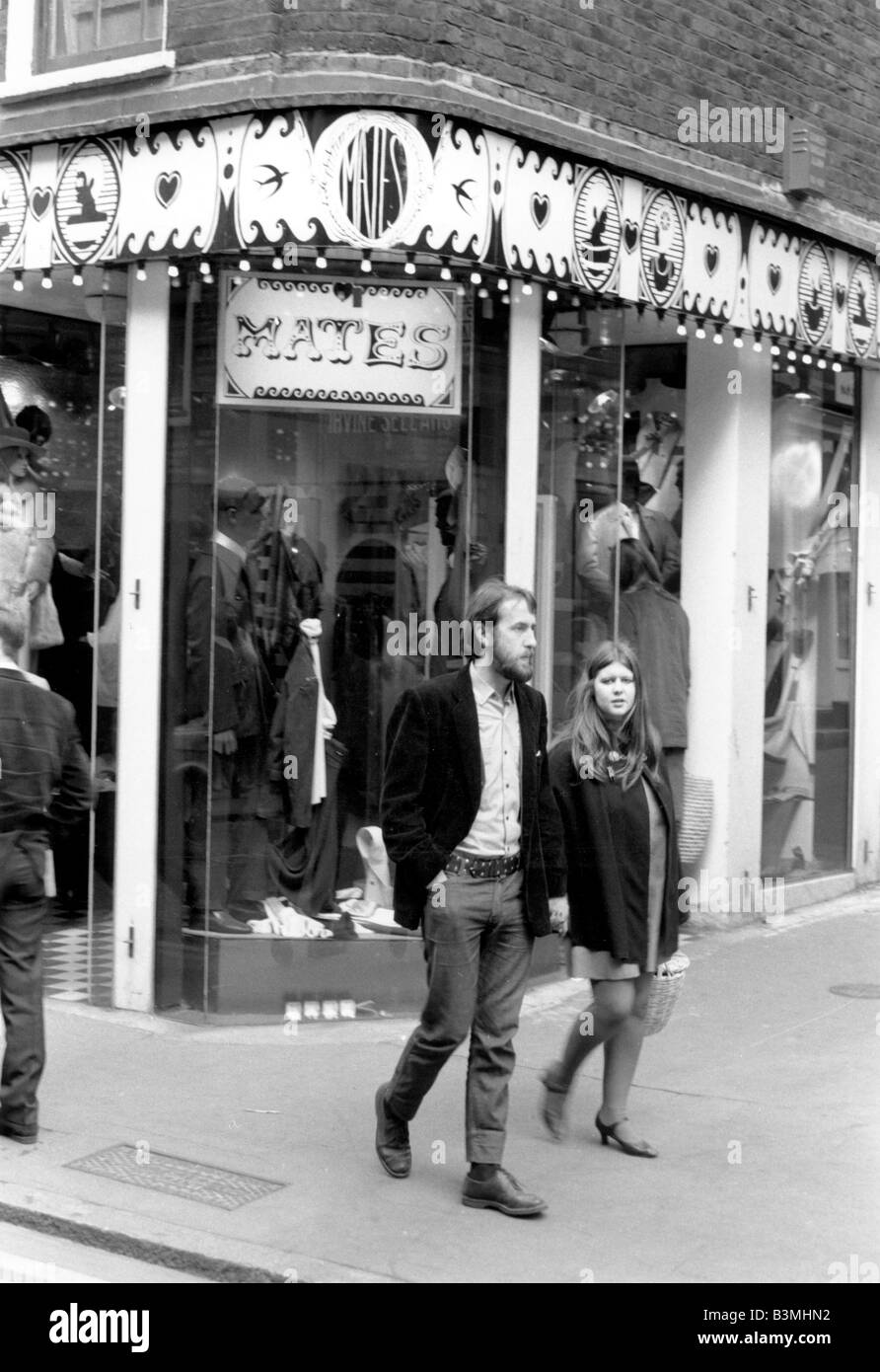 CARNABY STREET London in 1965 - the Mates boutique Stock Photo - Alamy