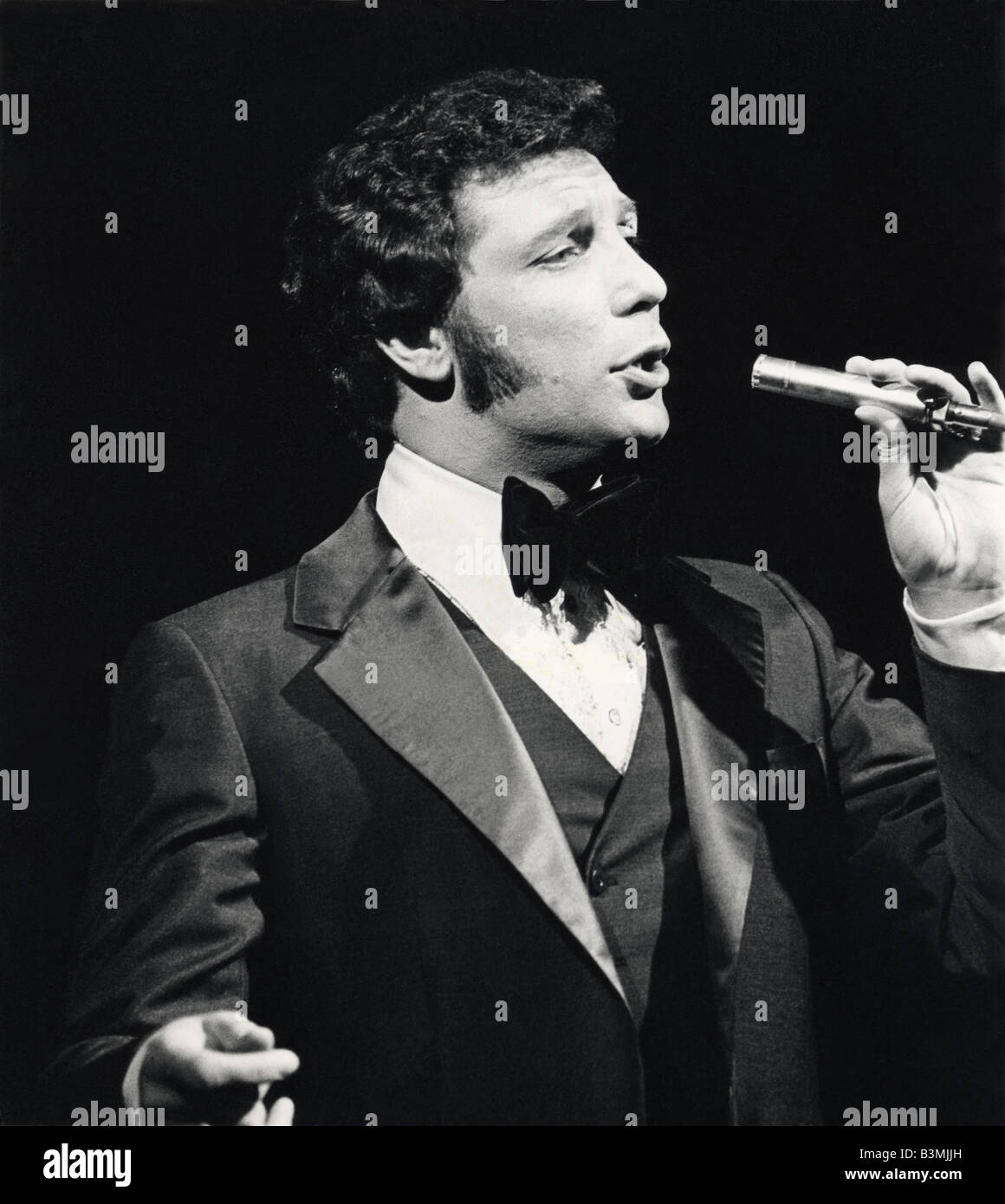TOM JONES Welsh pop singer about 1968 Stock Photo - Alamy