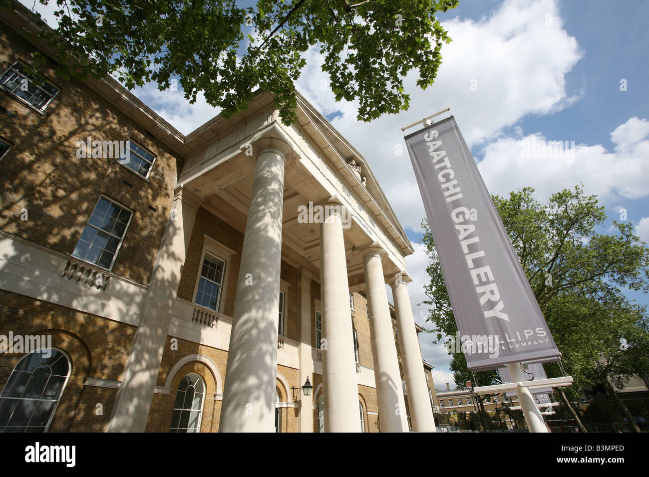 Exterior of new Saatchi Art Gallery Stock Photo