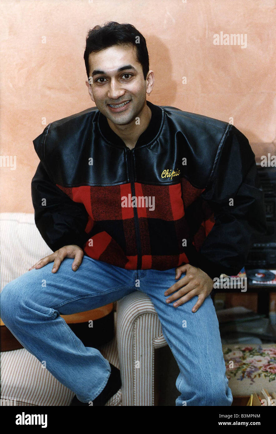Rajan Datar New Tv Presenter Of The Bbc Tv Programme The Rough Guide Rajan Datar New Tv Presenter Of The Bbc Tv Programme The Rough Guide