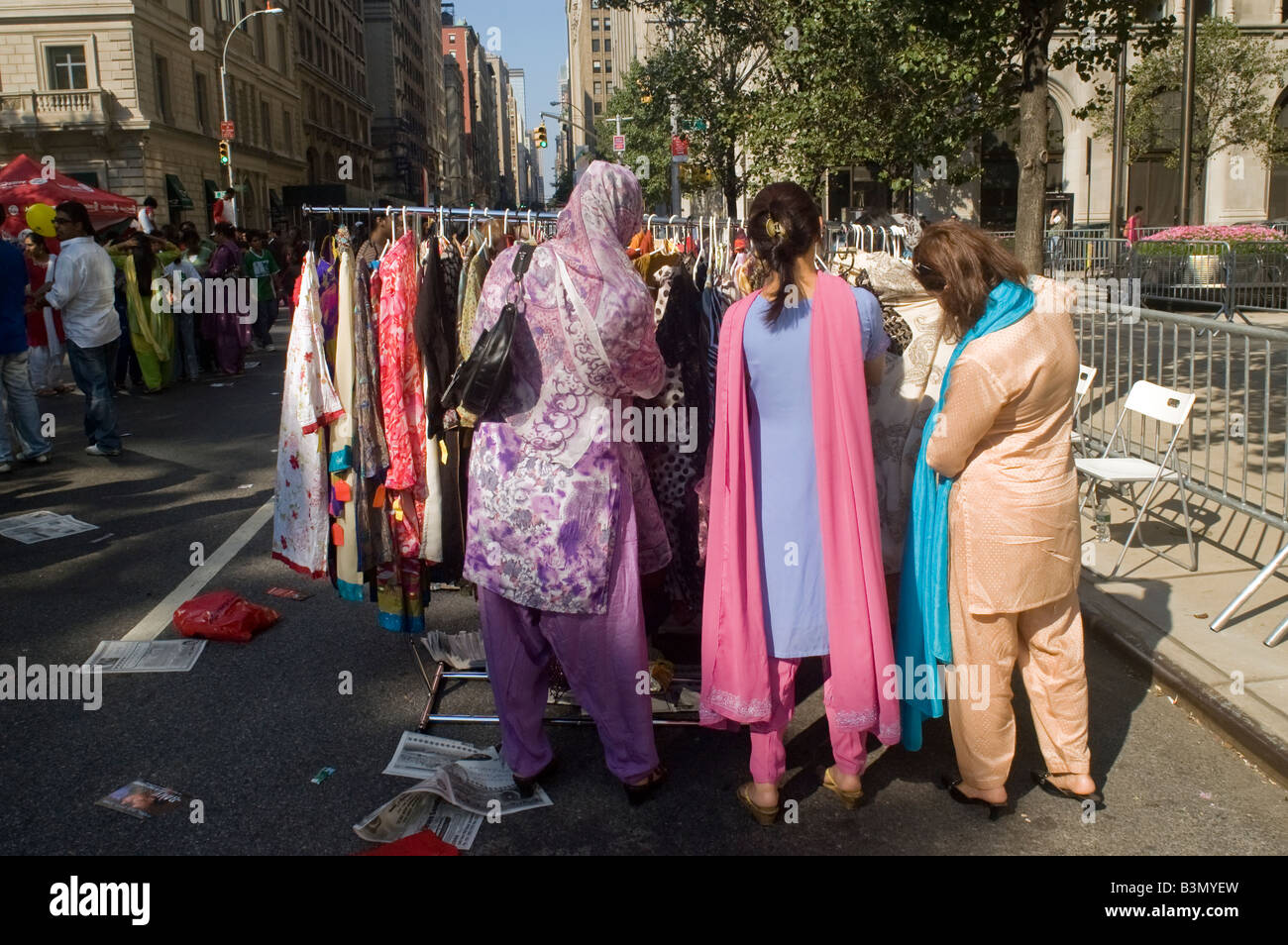 Pakistani Americans gather near Madison Square Park in New York Stock Photo