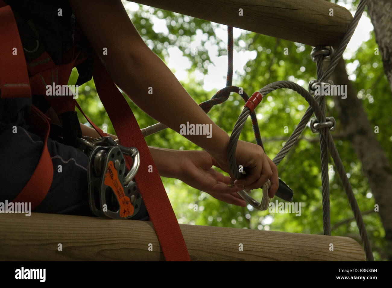 Children wearing safety harness hi-res stock photography and images - Alamy