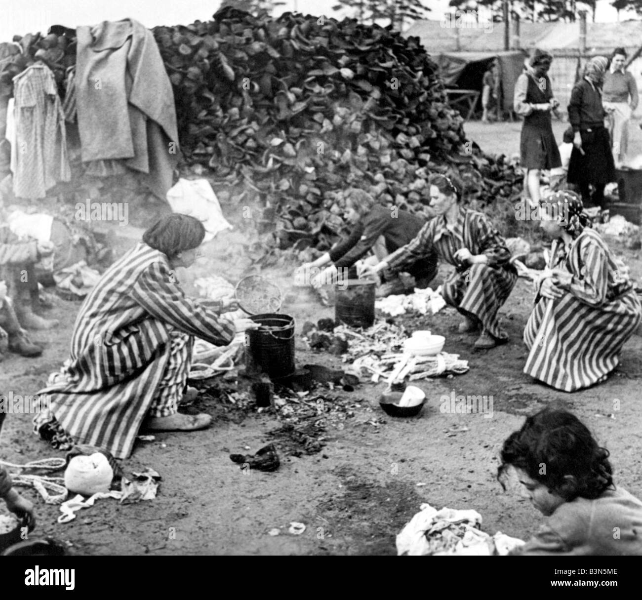 BERGEN-BELSEN concentration camp inmates on 15 April 1945 when it was liberated by the British 11th Armoured Division Stock Photo