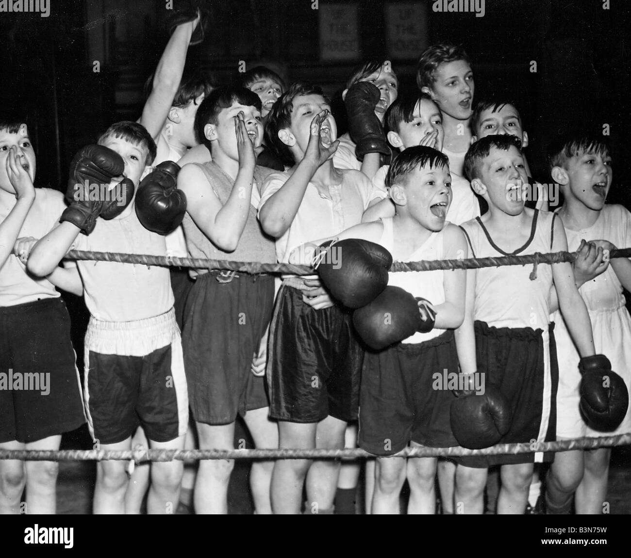 london-boys-boxing-club-about-1955-stock-photo-alamy