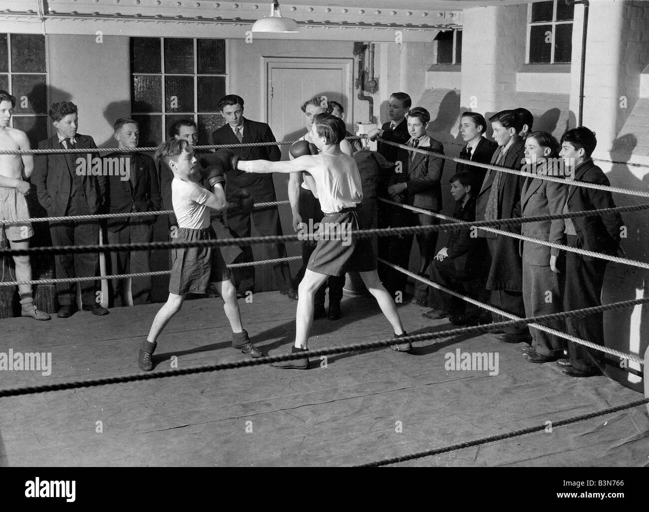 london-boys-boxing-club-about-1955-stock-photo-alamy