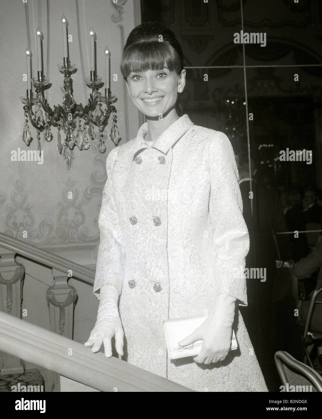 My Fair Lady My Fair Lady Prof. Higgins (Rex Harrison, 3.vl), Eliza  Doolitle (Audrey Hepburn,r) *** Local Caption *** 1964 Stock Photo - Alamy