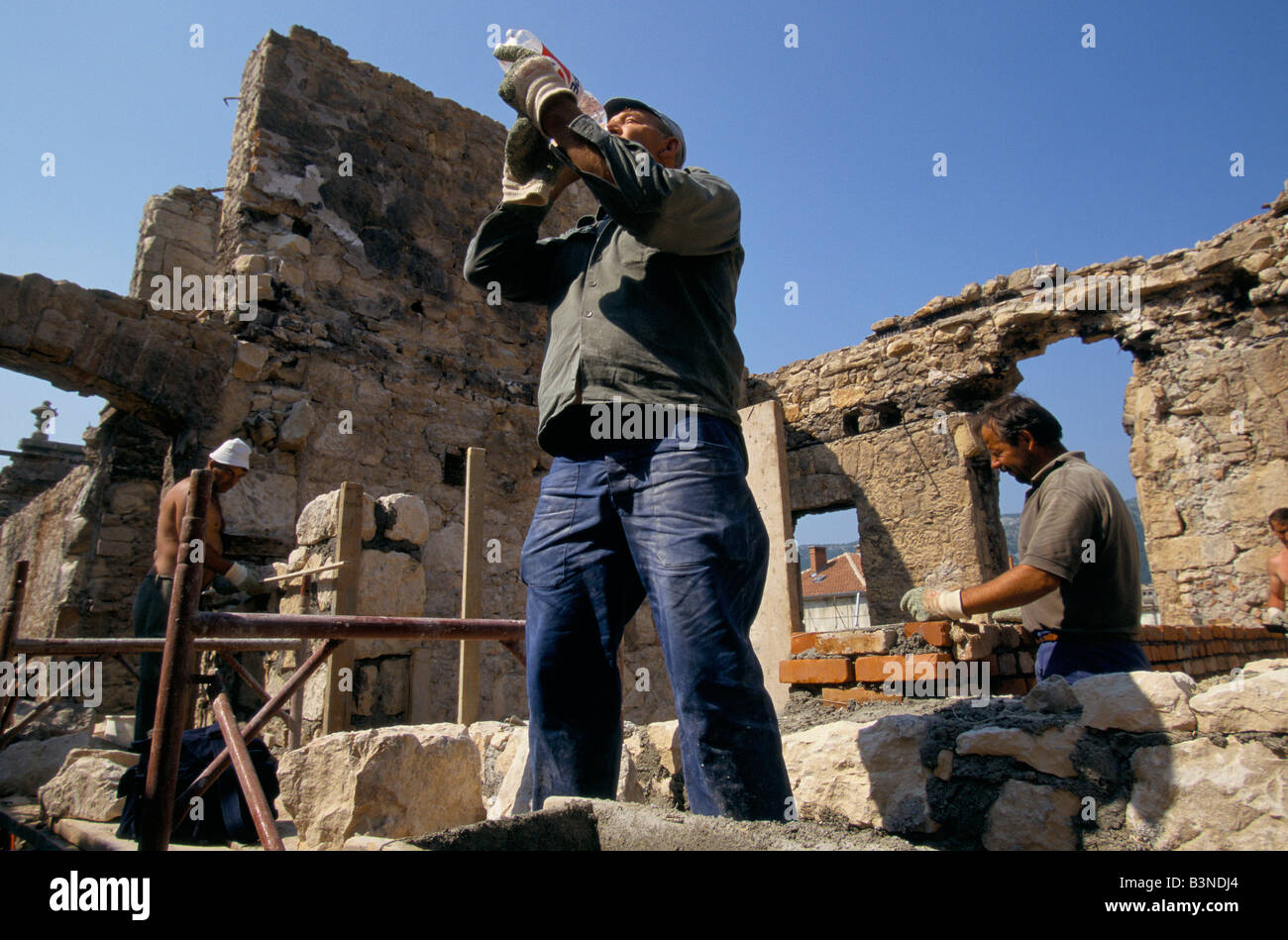 mostar, june 1996', rebuilding the law courts which the architects hope to have finished in 6 months, 1996 Stock Photo