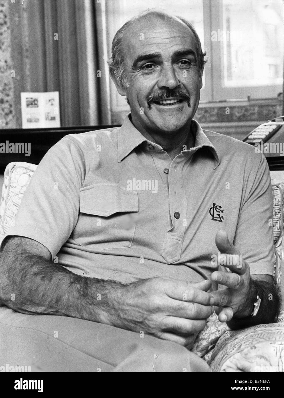 Actor Sean Connery during his interview at the Grosvenor House Hotel Stock Photo Alamy