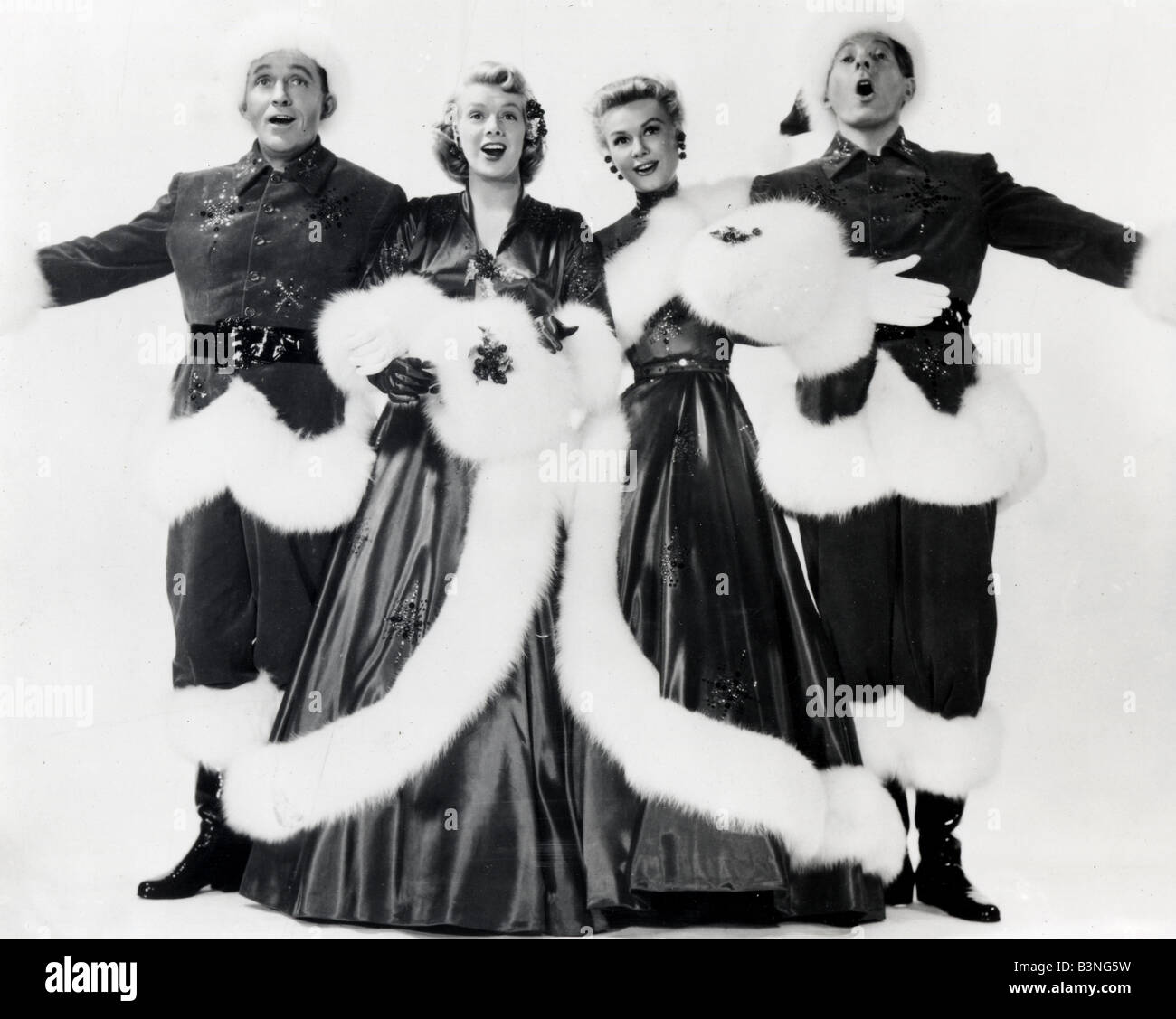WHITE CHRISTMAS  1954 Paramount film with from Bing Crosby, Rosemary Clooney, Vera-Ellen and Danny Kaye Stock Photo