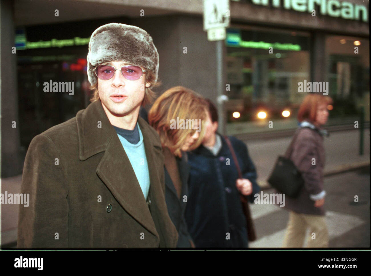 Actor Brad Pitt walking in downtown Budapest with his wife Jennifer Aniston November 2000 He arrived here on November 13 for the shooting of his newest film Spy Game directed by his compatriot Tony Scott in the Hungarian capital Stock Photo