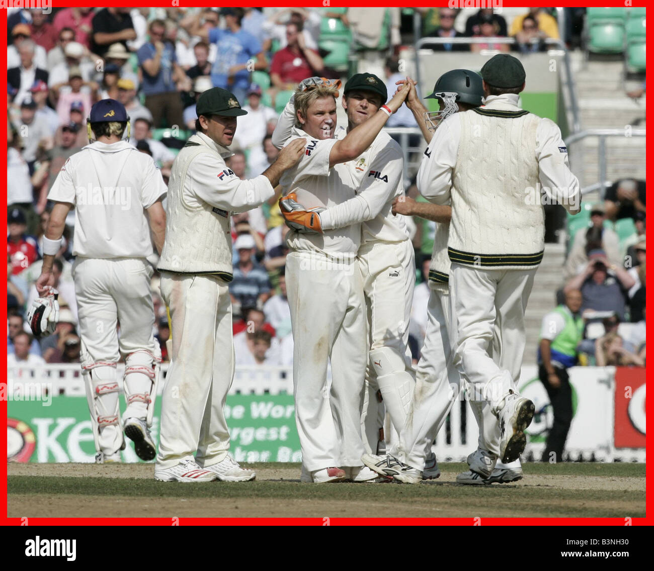 Shane Warne celebrates the wicket of Marcus Trescothick September 2005 England V Australia 5th Ashes Test The Oval England won the Ashes for the first time in 18 years making cricket history after securing a draw in the fifth test to win at the Oval Stock Photo