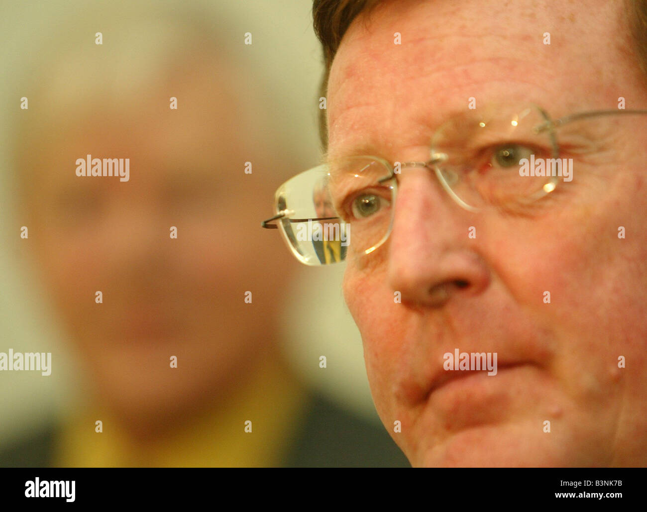 David Trimble at a press concerence At Ormeau Baths November 2003 Stock