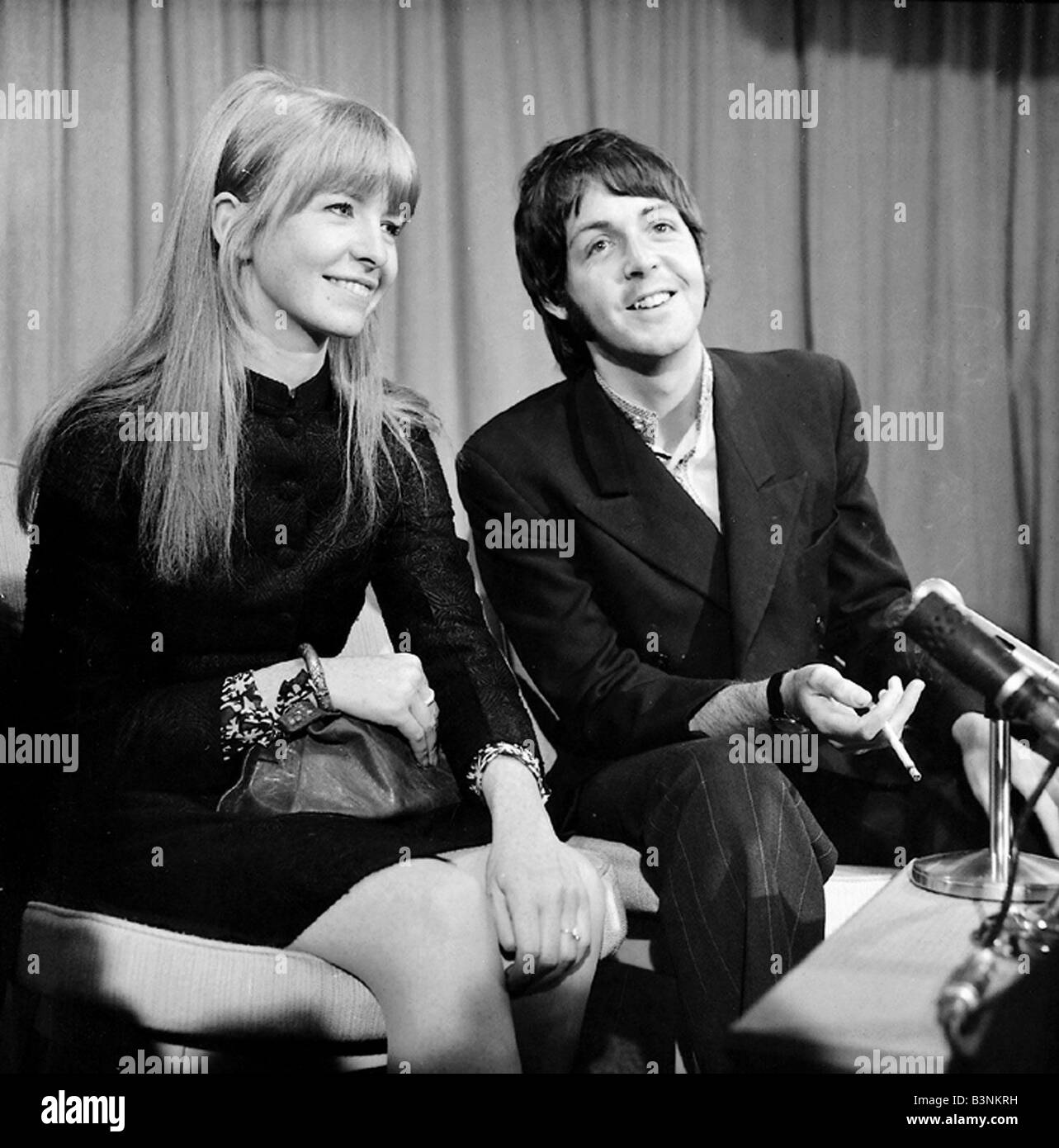 Beatles files Paul McCartney with girlfriend Jane Asher at a press ...