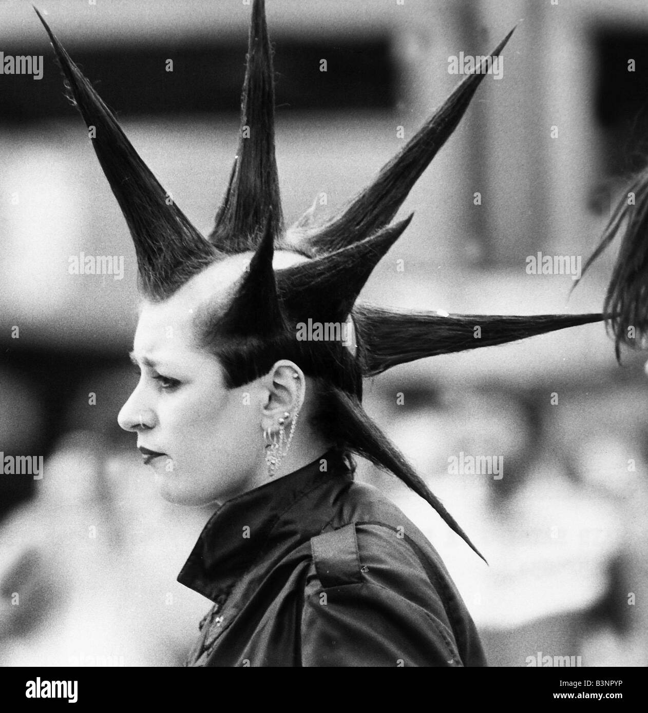 Spiky hair 1980s hi-res stock photography and images - Alamy