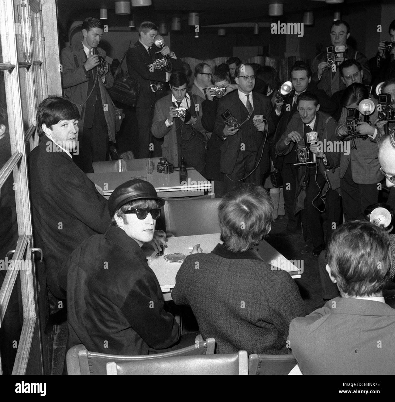 The Beatles January 1964 John Lennon Paul McCartney Ringo Starr George ...