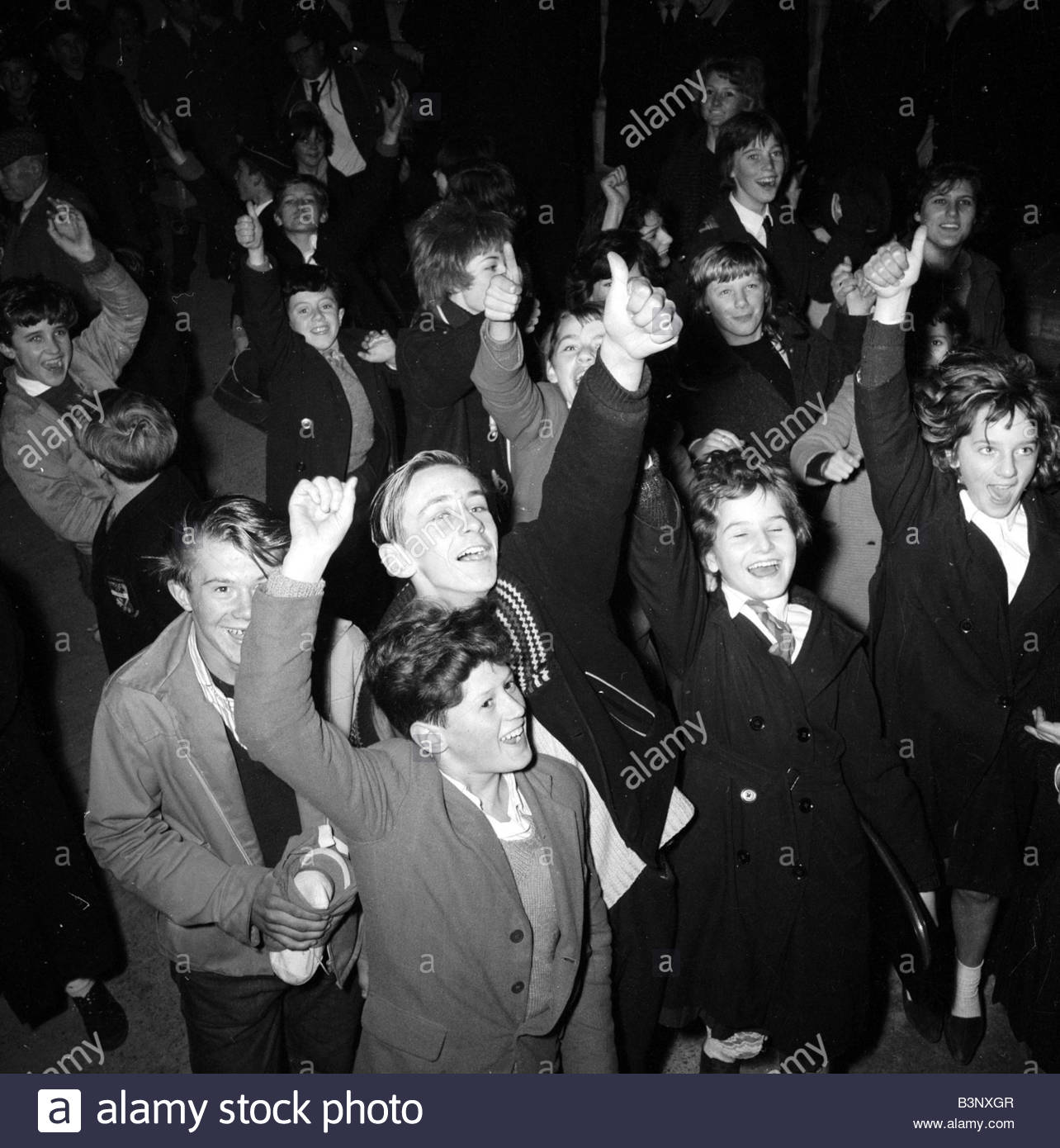 The Beatles 1963 Black and White Stock Photos & Images - Page 2 - Alamy