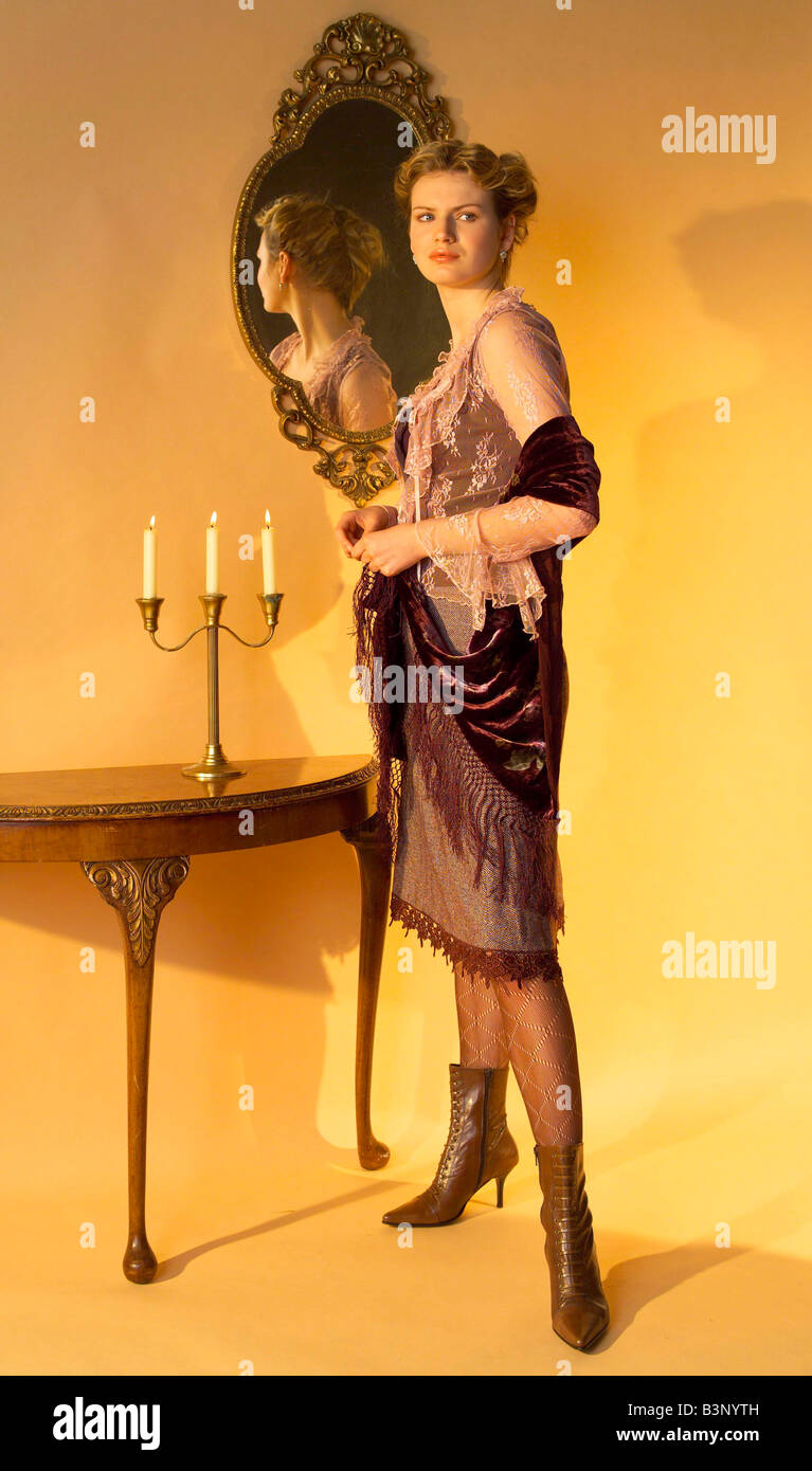 Edwardian dress hi-res stock photography and images - Alamy