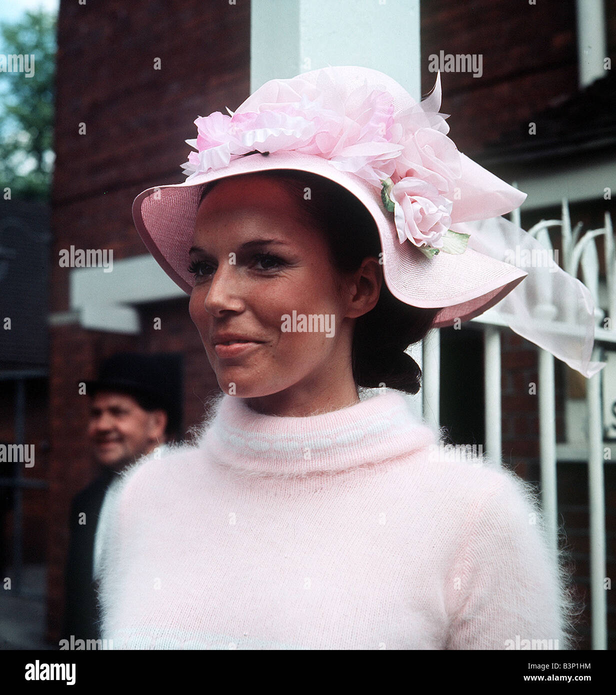 Royal ascot fashion 1960s hi-res stock 