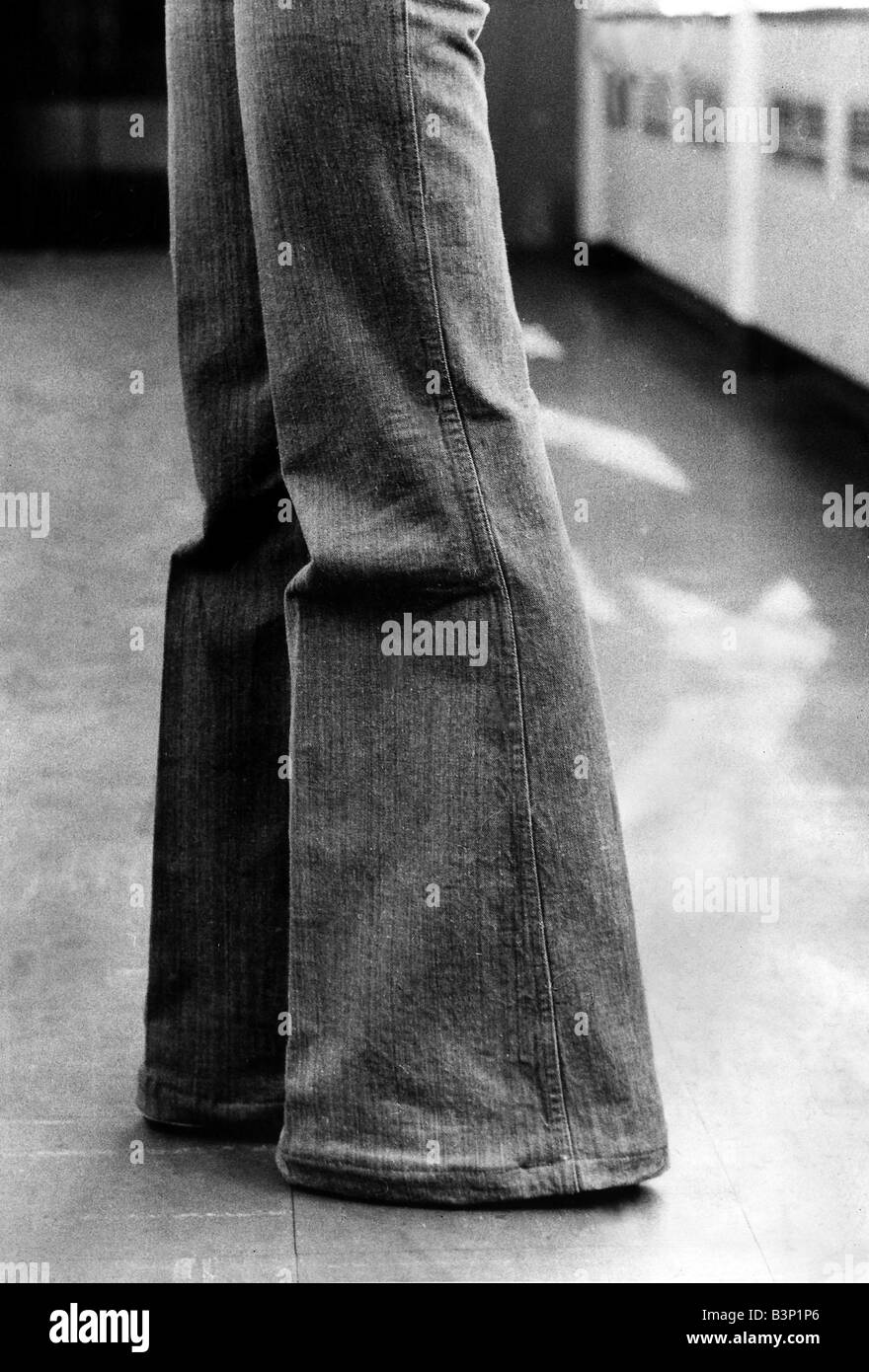 1970s fashion flares hi-res stock photography and images - Alamy
