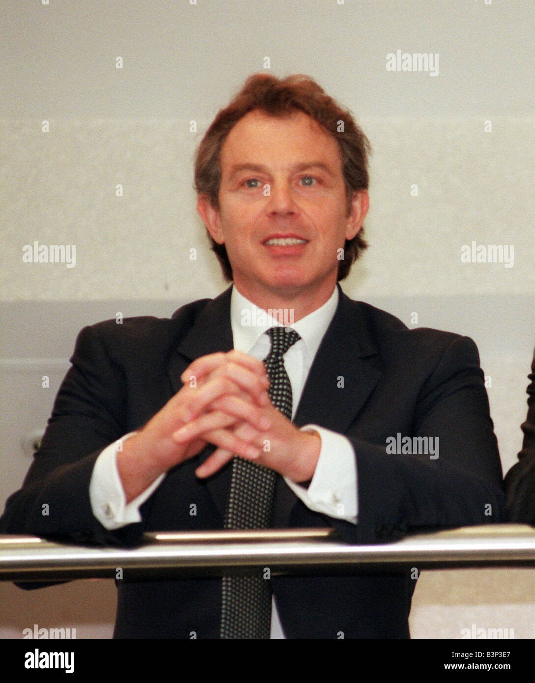 Tony Blair on a visit to LDA Bellshill May 1999 Stock Photo