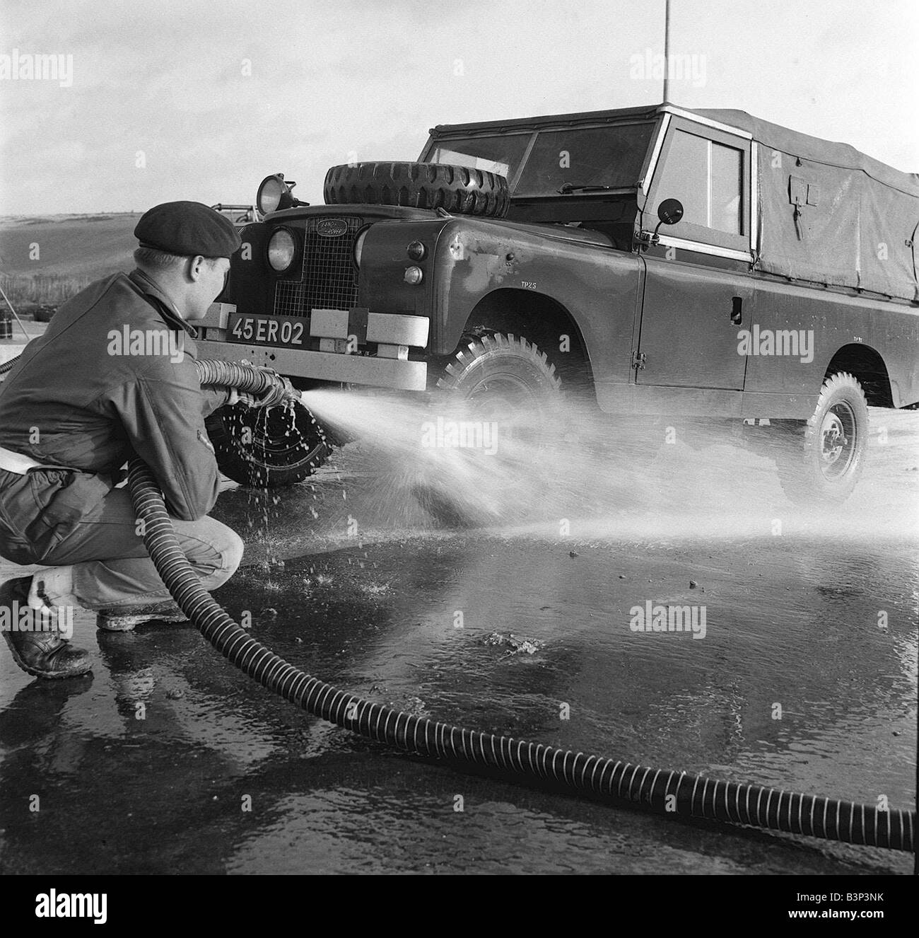 Army exercise hires stock photography and images Alamy