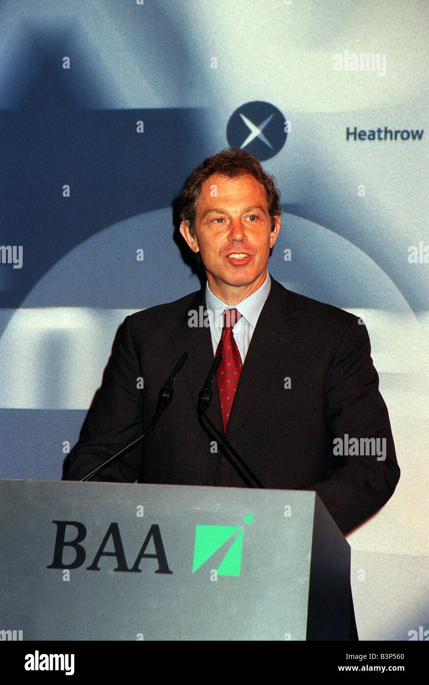 Tony blair heathrow airport hi-res stock photography and images - Alamy