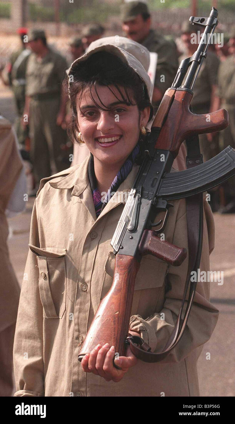 A woman in the Volunteer Reserve Army in Iraq May 1998 Female soldier