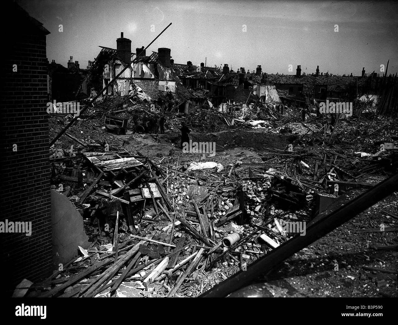 Damaged ww2 Black and White Stock Photos & Images Alamy