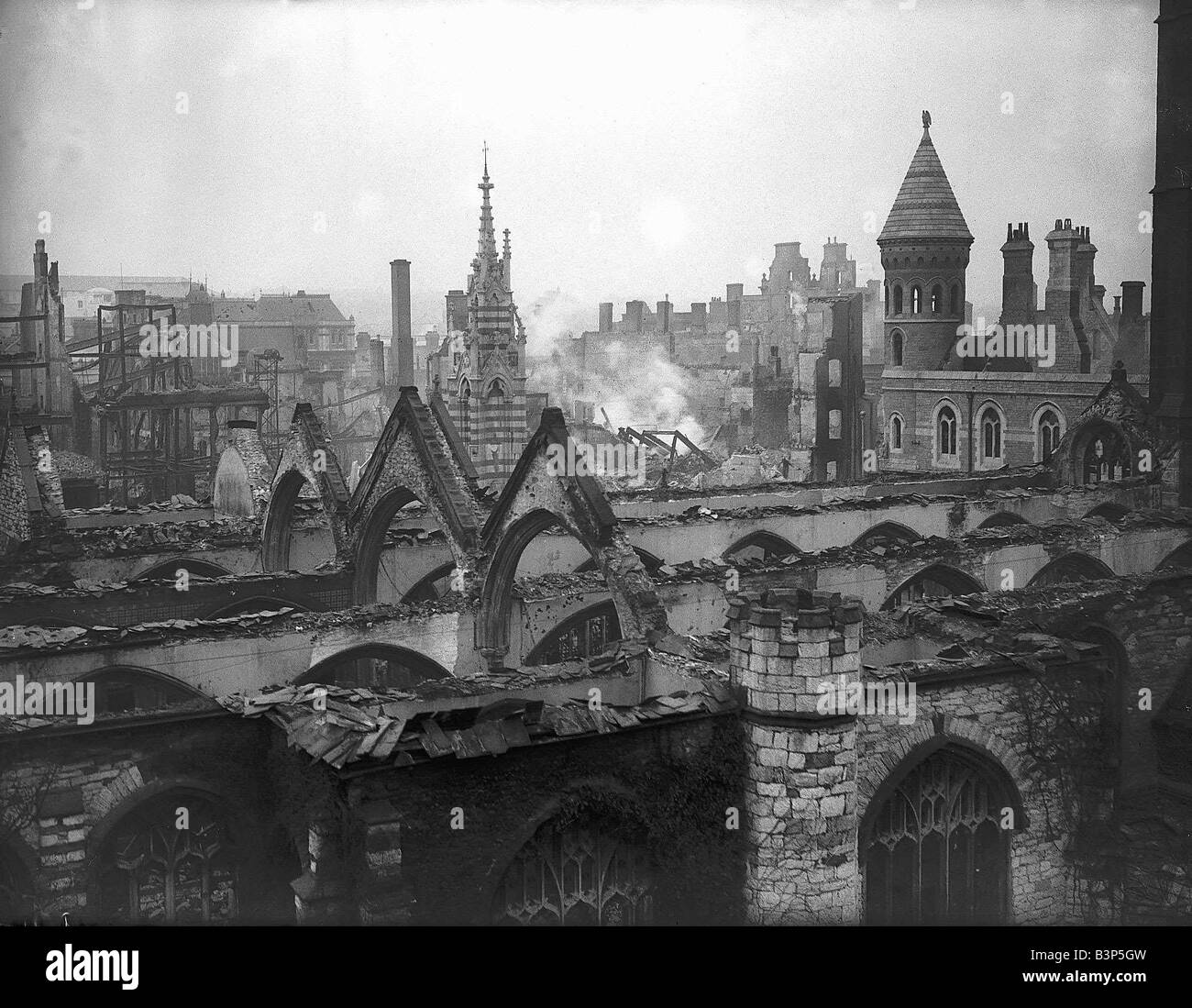 WW2 Plymouth Bomb Damage Bombed buildings and burnt out roofs Stock Photo Alamy