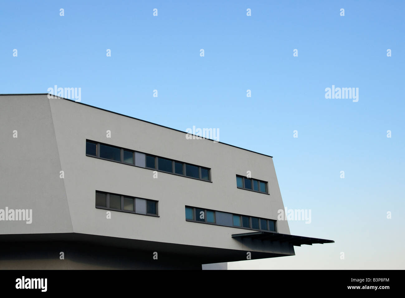 Spittelauer Lände Arcade Housing by Architect Zaha Hadid Vienna Austria