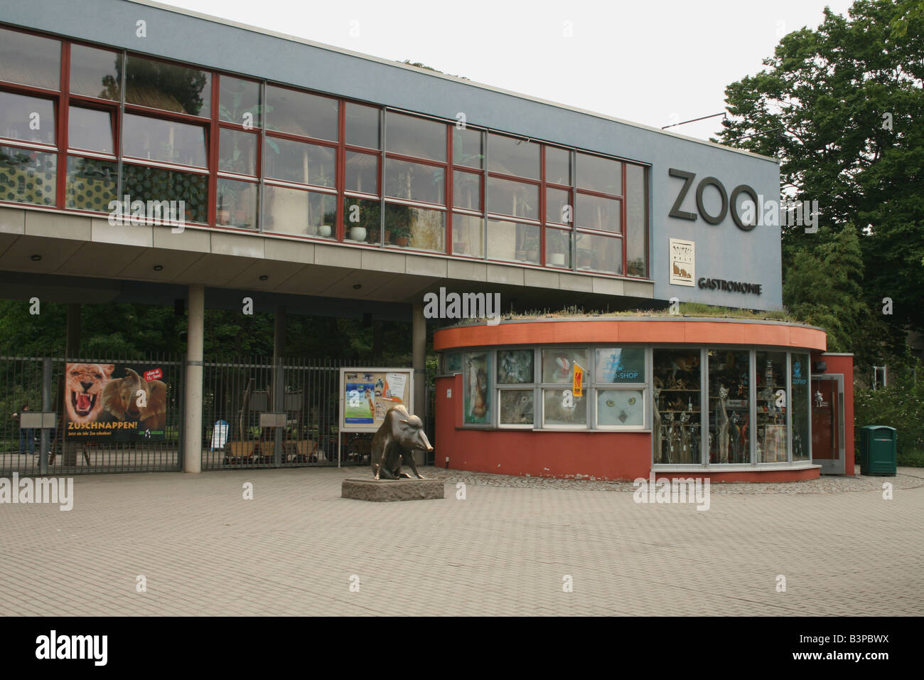 entrance to Dresden zoo Germany  June 2008 Stock Photo