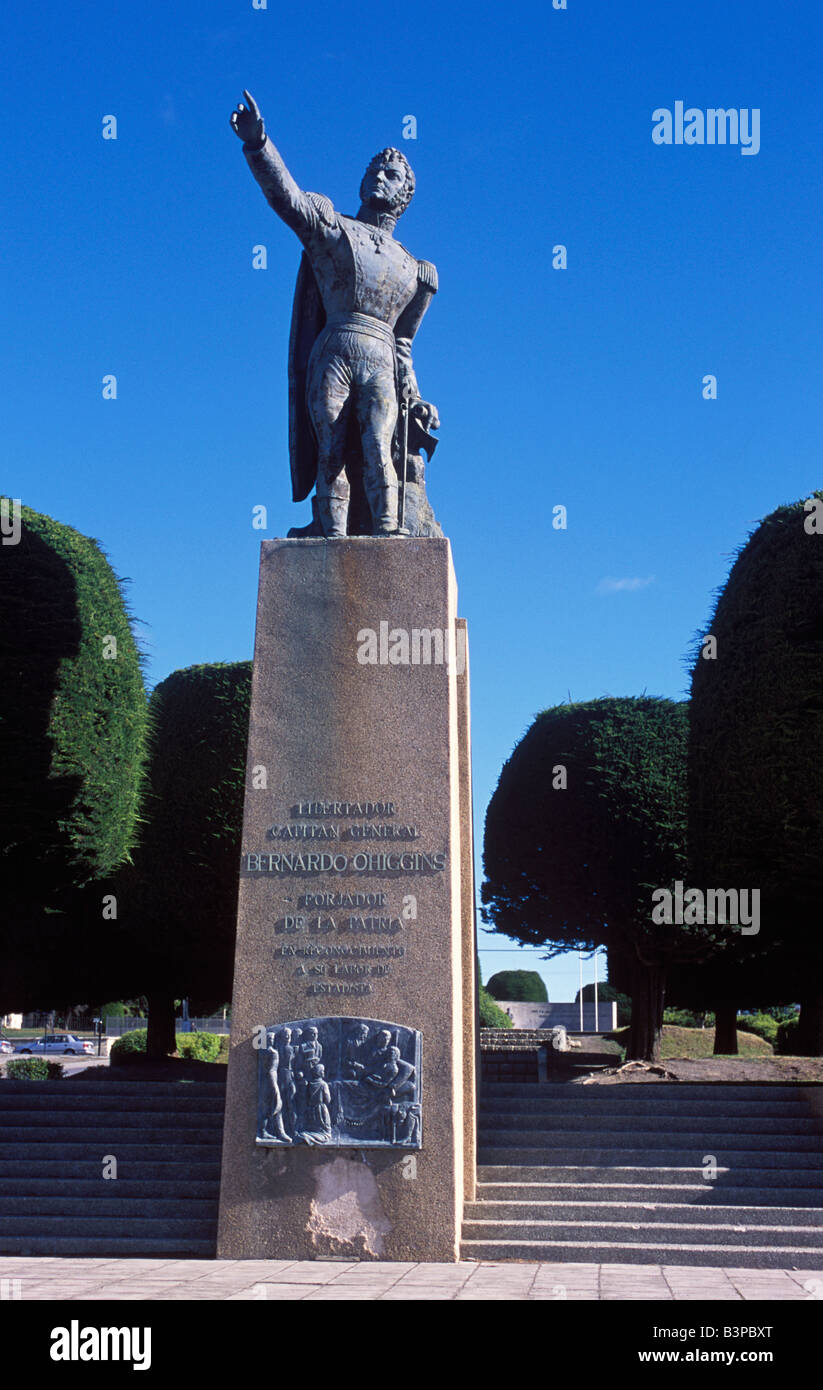 Chile, Punta Arenas. Statue of Chile's 'Liberator', Bernardo O'Higgins Stock Photo