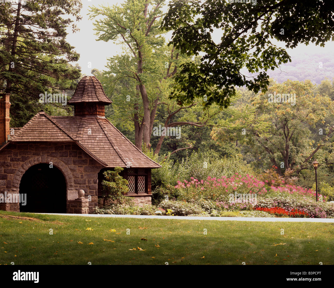 Gatehouse with Garden Stock Photo Alamy
