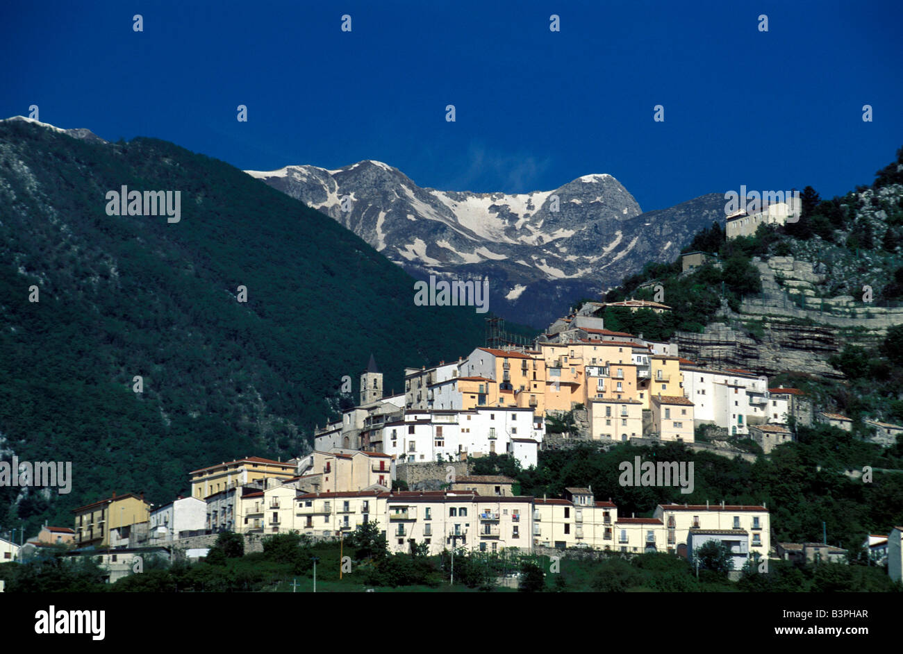 Landscape with Castel San Vincenzo and Mainarde chain, Molise, Italy ...