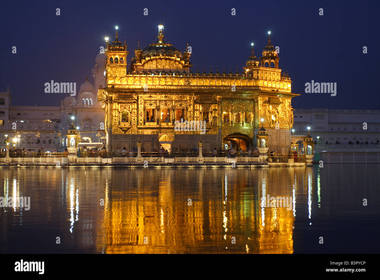 Golden Temple by night, Amritsar, India Stock Photo - Alamy Golden Temple by night, Amritsar, India Stock Photo - Alamy
