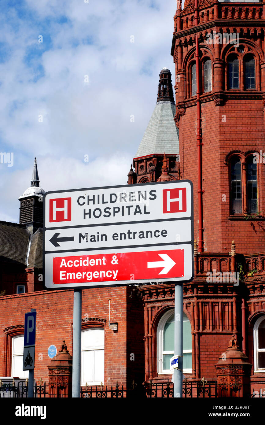 Children's hospital birmingham hi-res stock photography and images - Alamy