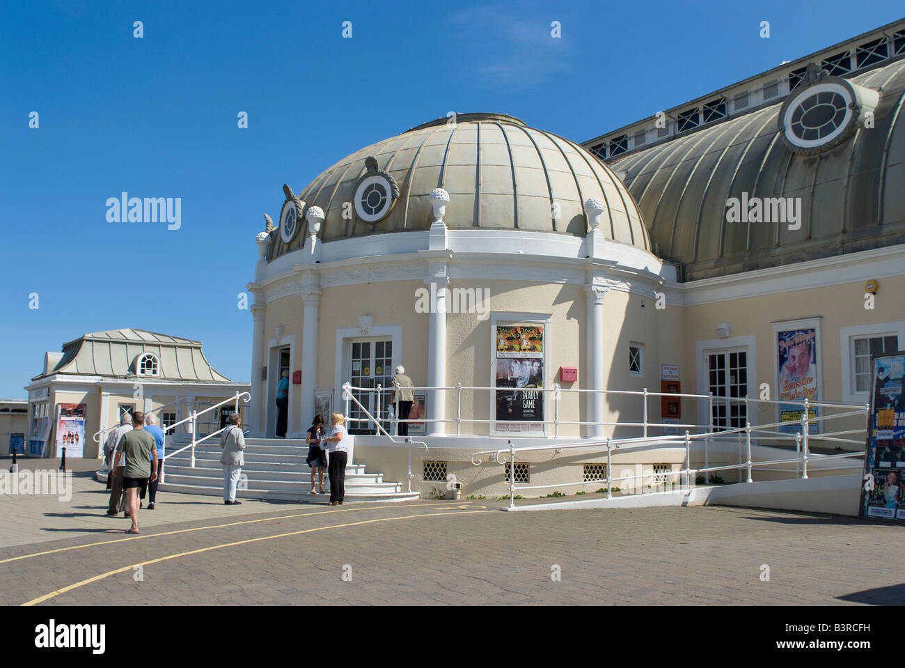 Worthing theatre hires stock photography and images Alamy